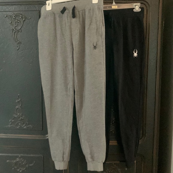 Spider sweats! Youth 14/16 - Picture 1 of 6